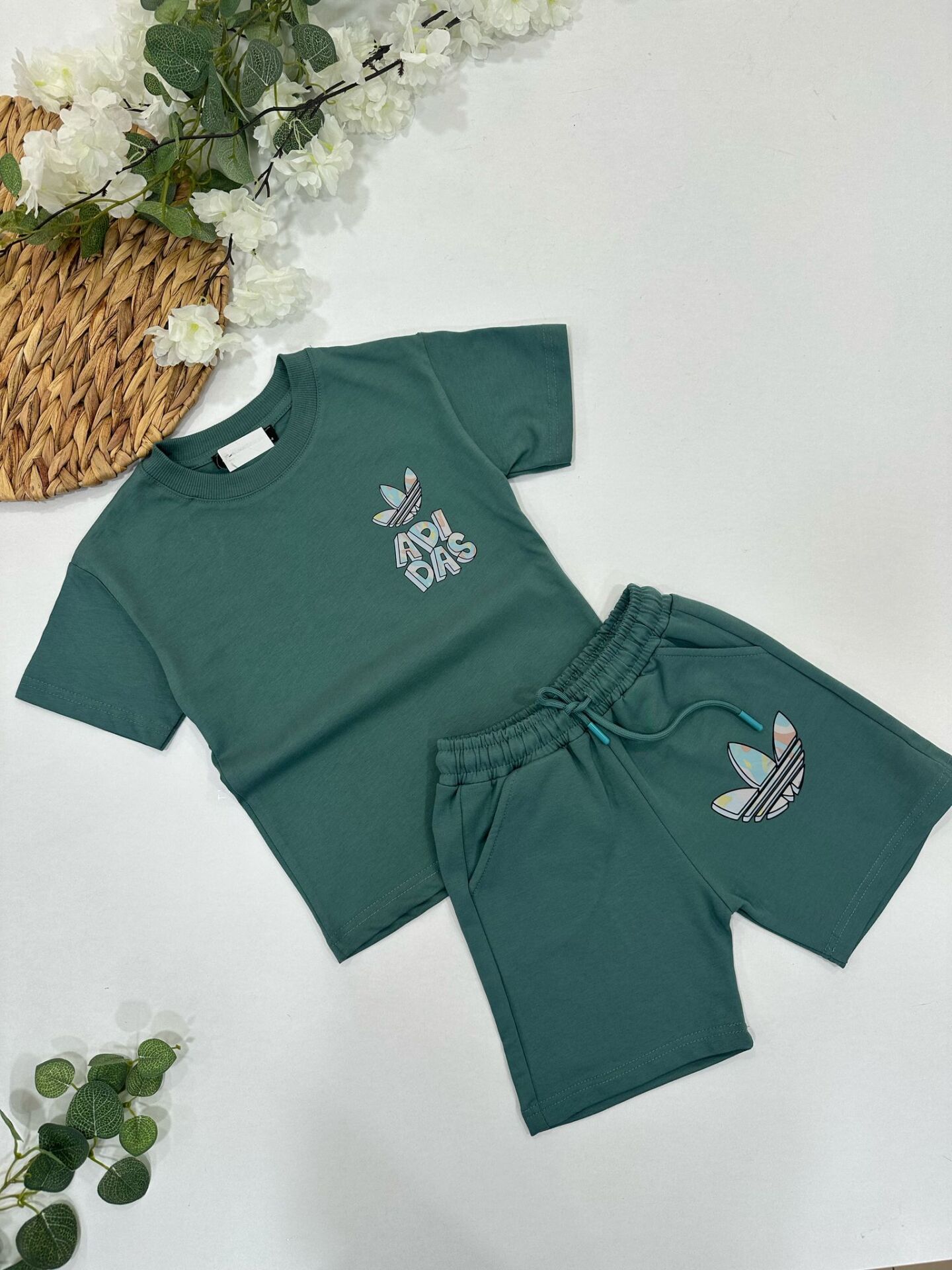 ERKEK ÇOCUK ADİDAS ŞORTLU TAKIM