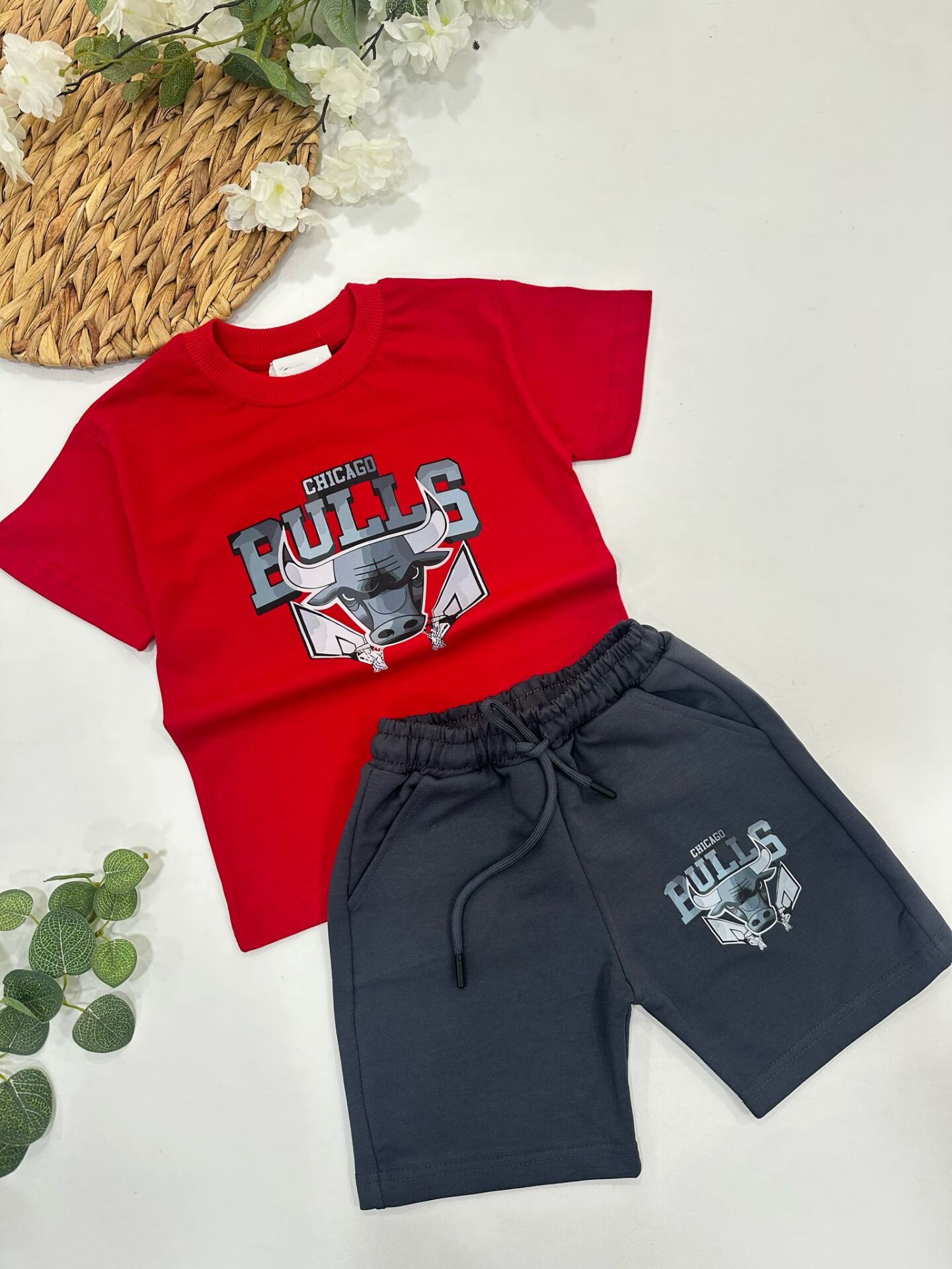 ERKEK ÇOCUK BULLS ŞORTLU TAKIM