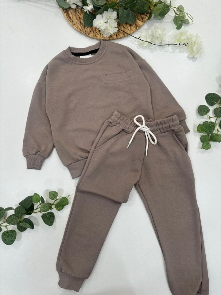 ERKEK ÇOCUK EŞOFMAN TAKIMI