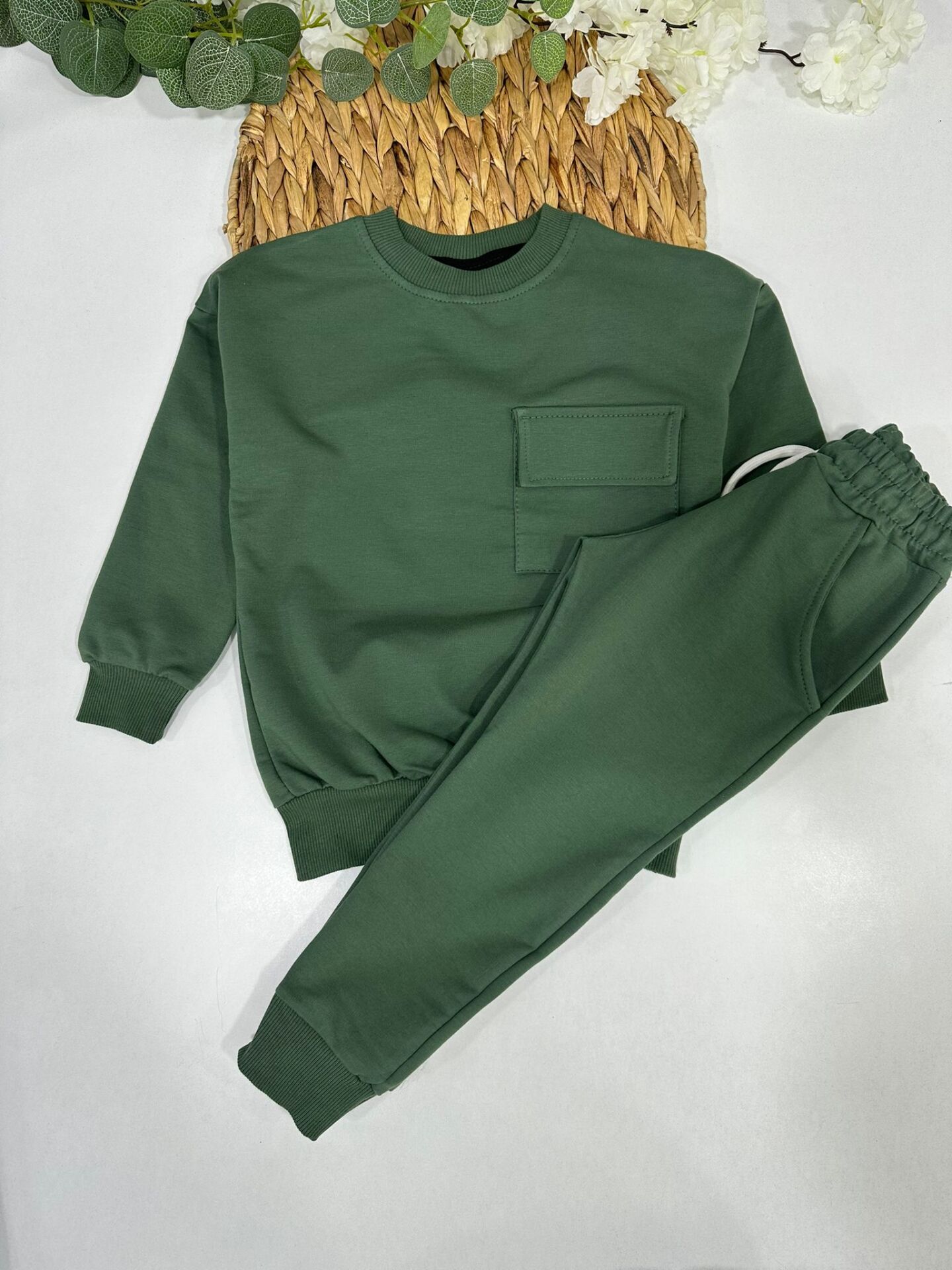 ERKEK ÇOCUK EŞOFMAN TAKIMI