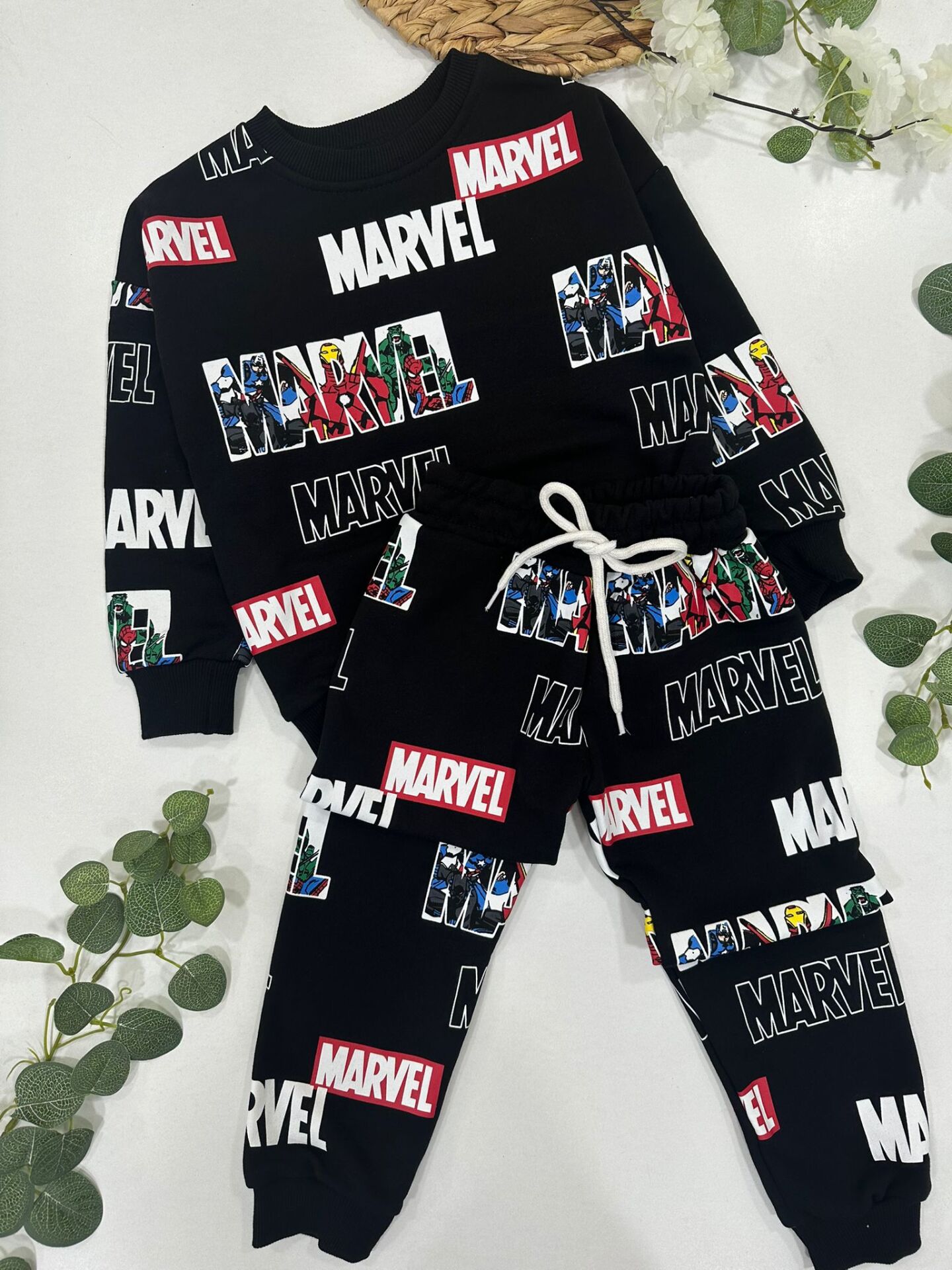 ERKEK ÇOCUK MARVEL BASKILI EŞOFMAN TAKIMI