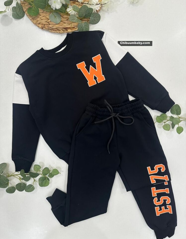 ERKEK ÇOCUK W BASKILI EŞOFMAN TAKIMI