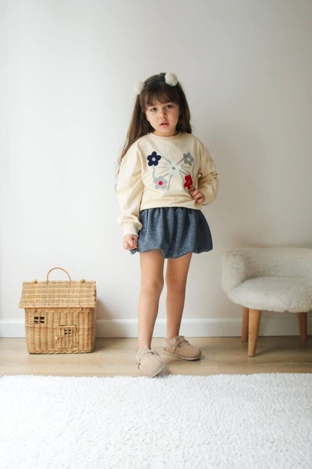 KIZ ÇOCUK ETEKLİ TAKIM