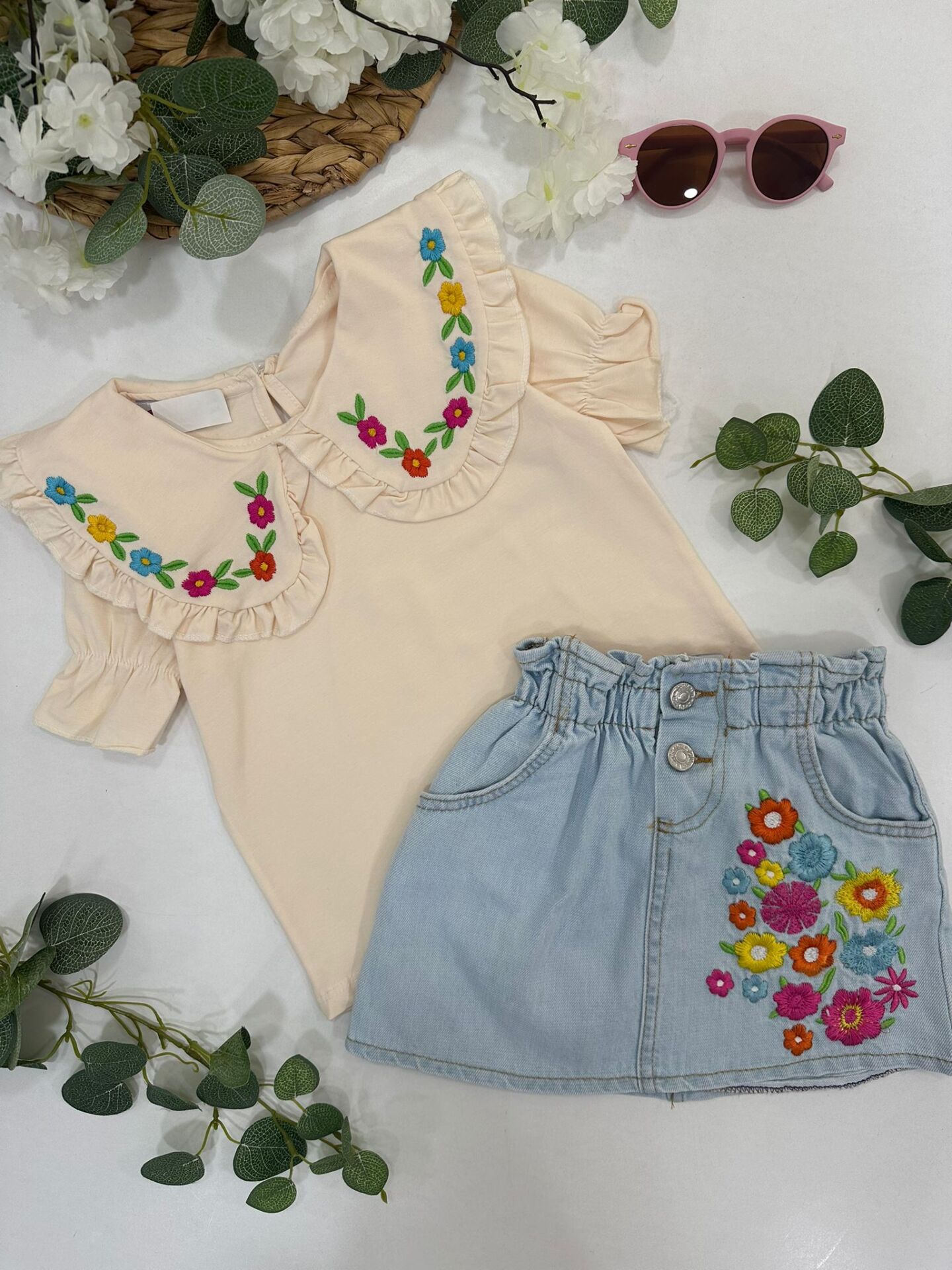 KIZ ÇOCUK ETEKLİ TAKIM