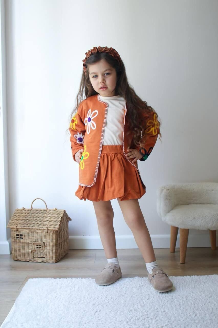 KIZ ÇOCUK ETEKLİ TAKIM