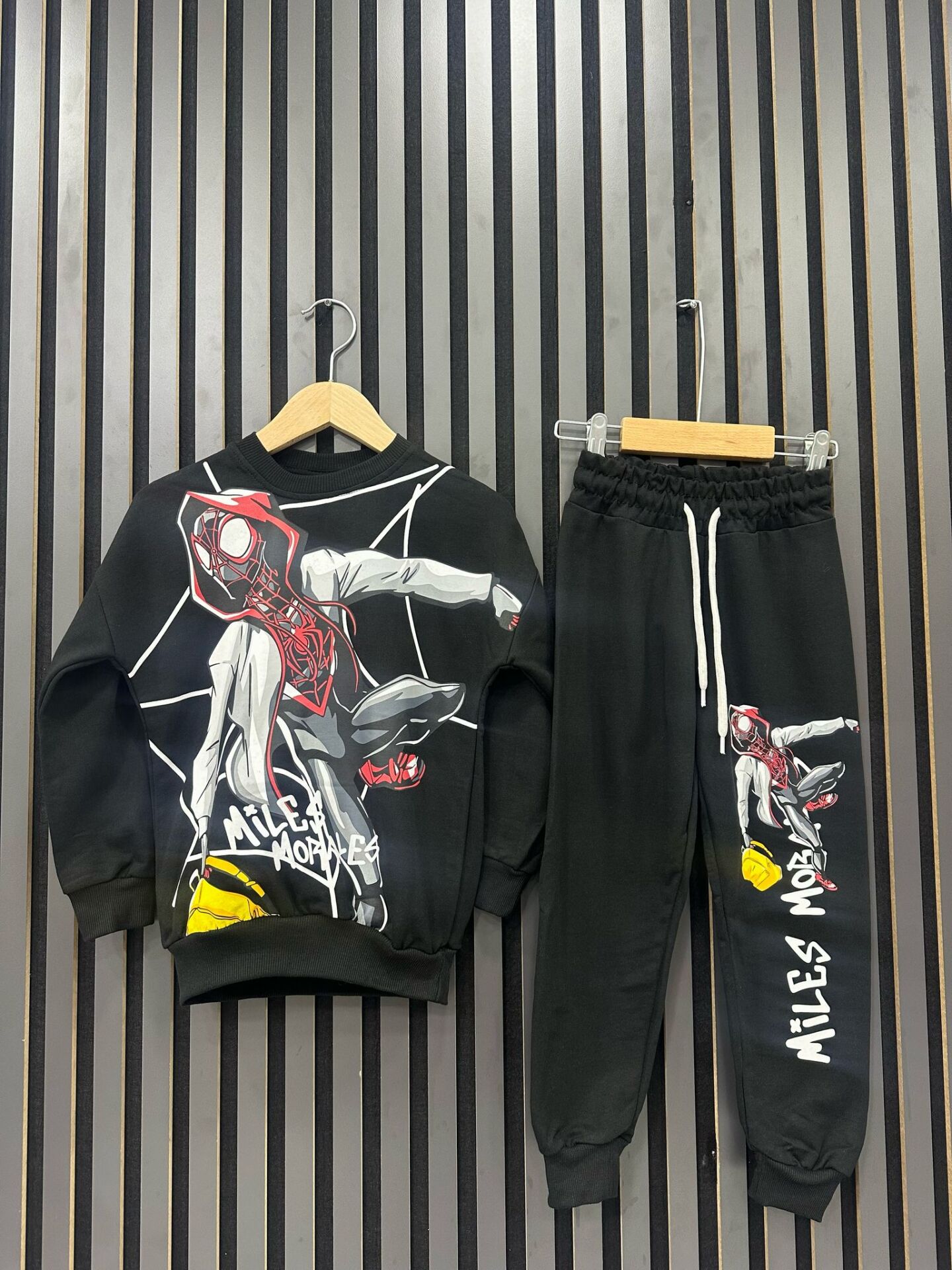 ERKEK ÇOCUK EŞOFMAN TAKIMI