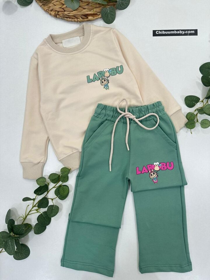 KIZ ÇOCUK LABUBU BASKILI EŞOFMAN TAKIMI