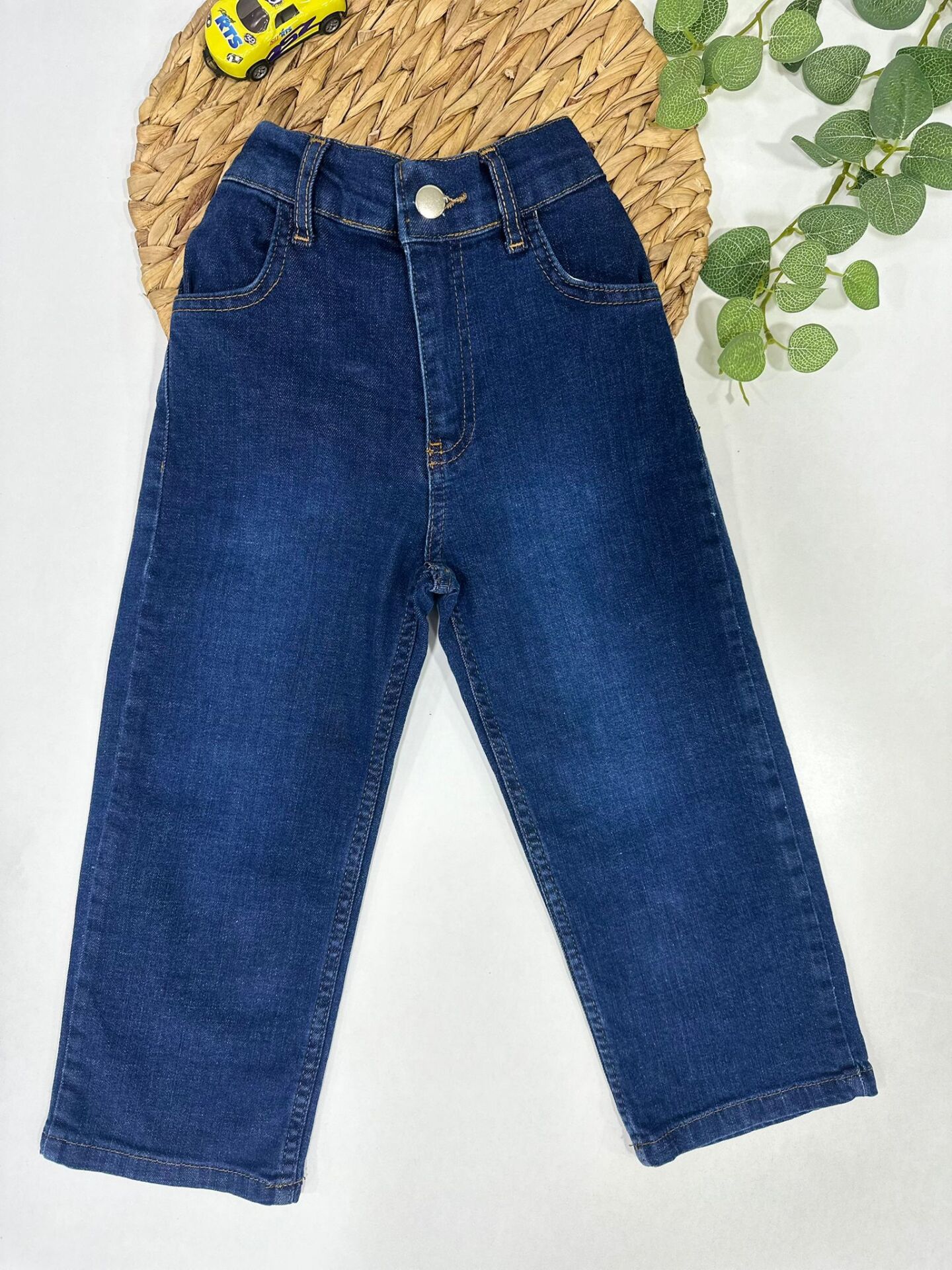 Esnek Pamuklu Çocuk Jean Pantolon Arkası Lastikli Rahat Kalıp