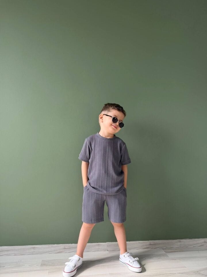 ERKEK ÇOCUK DOKULU ŞORTLU TAKIM