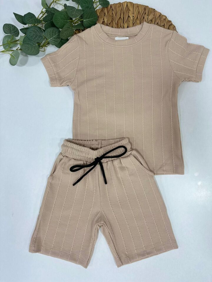 ERKEK ÇOCUK DOKULU ŞORTLU TAKIM