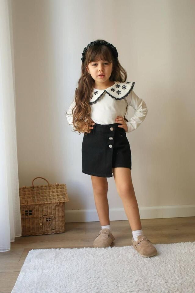 KIZ ÇOCUK SORT ETEKLİ TAKIM