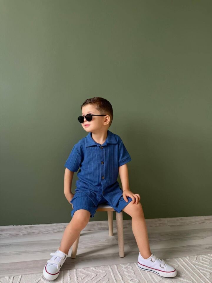 ERKEK ÇOCUK DOKULU GÖMLEK ŞORT TAKIM