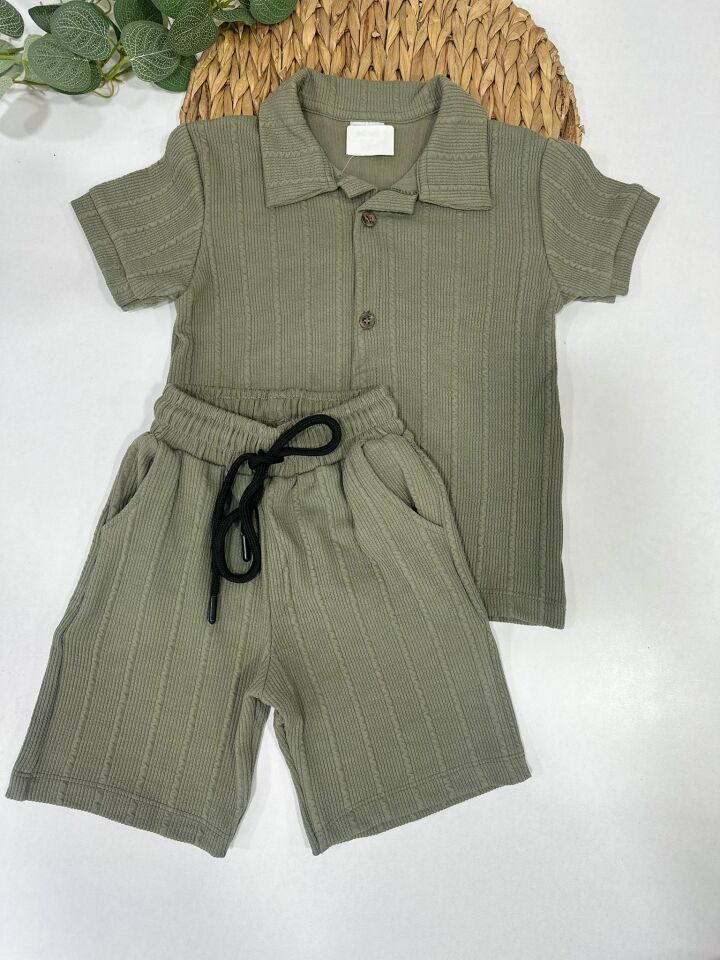 ERKEK ÇOCUK DOKULU GÖMLEK ŞORT TAKIM