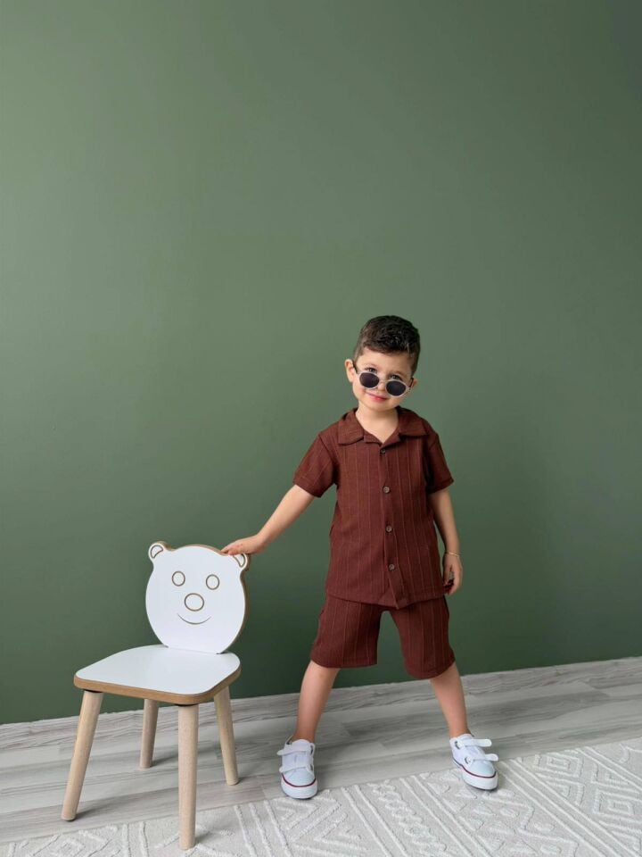 ERKEK ÇOCUK DOKULU GÖMLEK ŞORT TAKIM