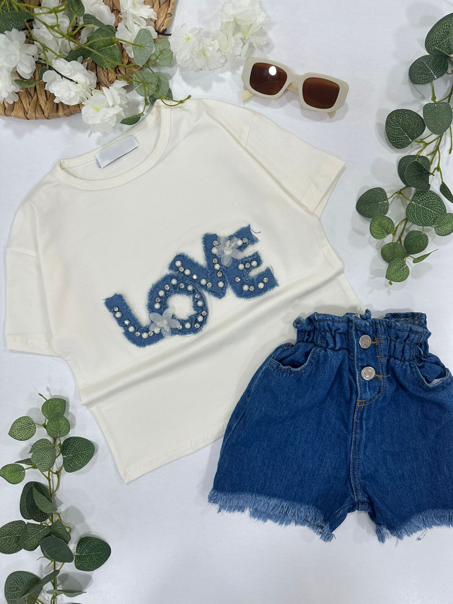 KIZ ÇOCUK ŞORTLU LOVE YAZILI TAKIM