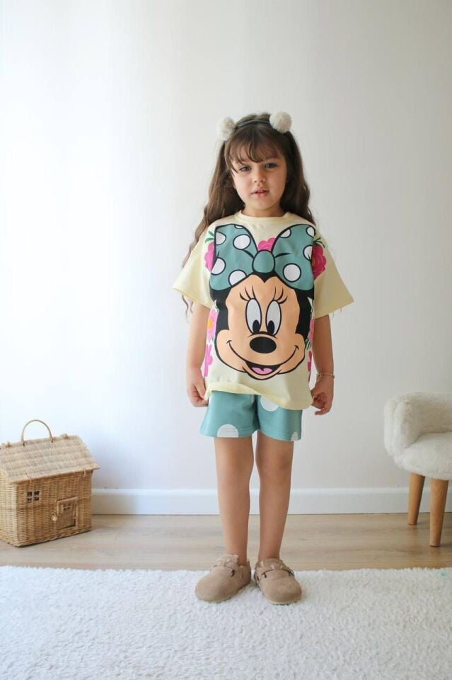 KIZ ÇOCUK ŞORTLU TAKIM