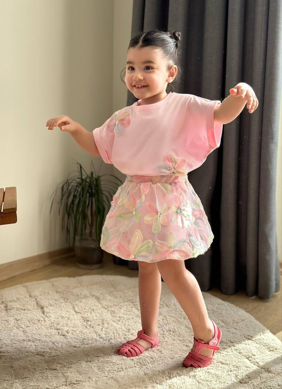 KIZ ÇOCUK ETEKLİ TAKIM