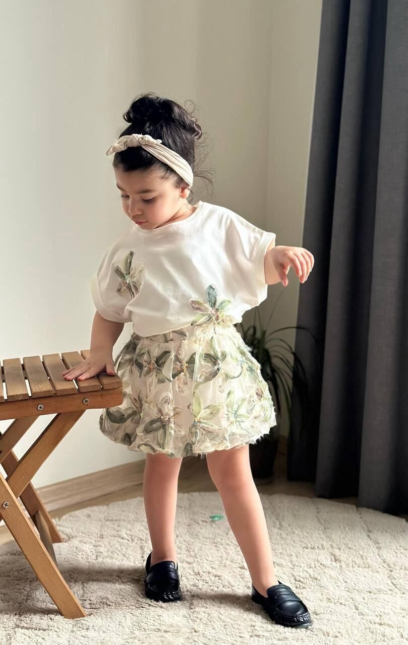 KIZ ÇOCUK ETEKLİ TAKIM