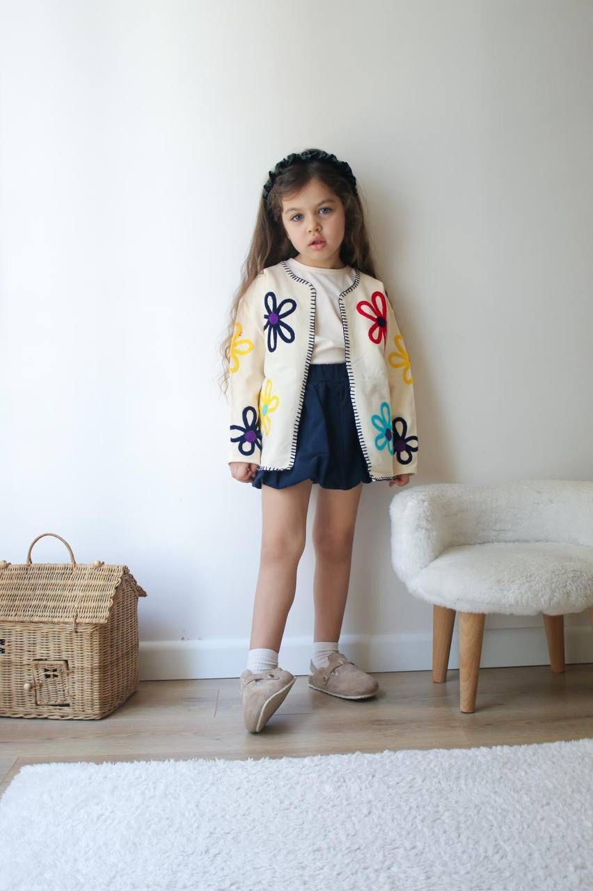 KIZ ÇOCUK ETEKLİ TAKIM