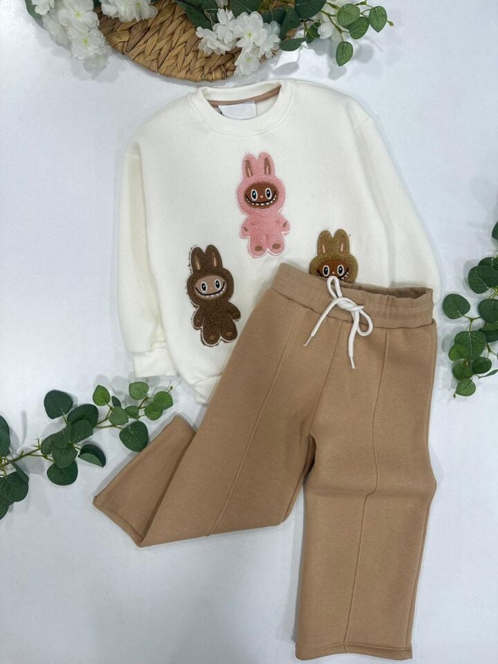 KUROMİ İŞLEMELİ 3 İP ŞARDONLU EŞOFMAN TAKIMI