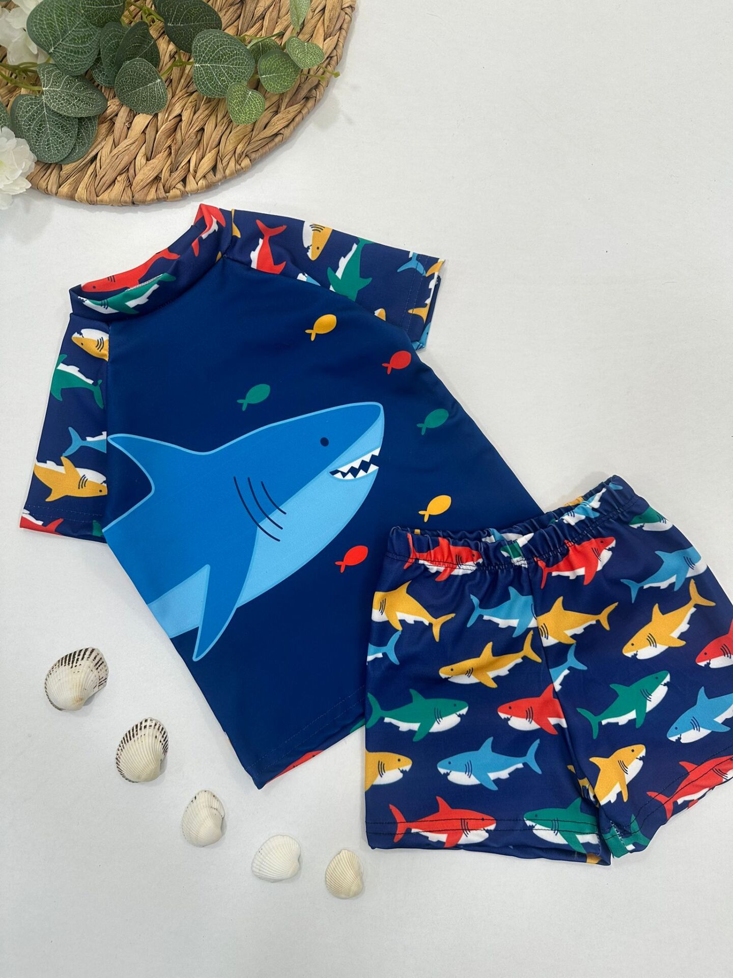 KÖPEK BALIKLI ERKEK ÇOCUK MAYO