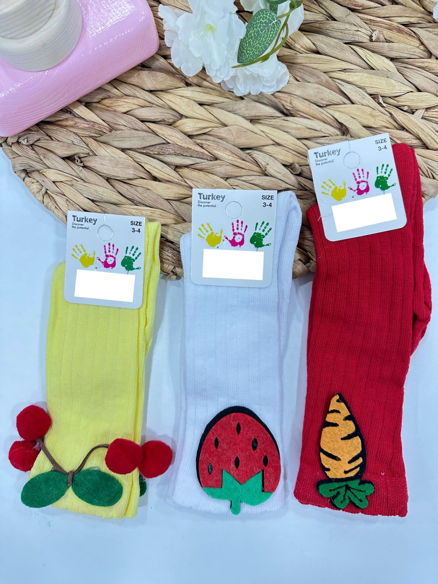 MEYVELİ DİZ ALTI ÇORAP 3-4 YAŞ