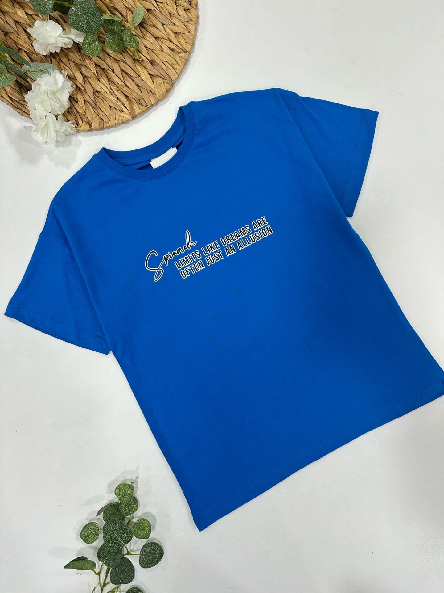 UNISEX T-SHIRT