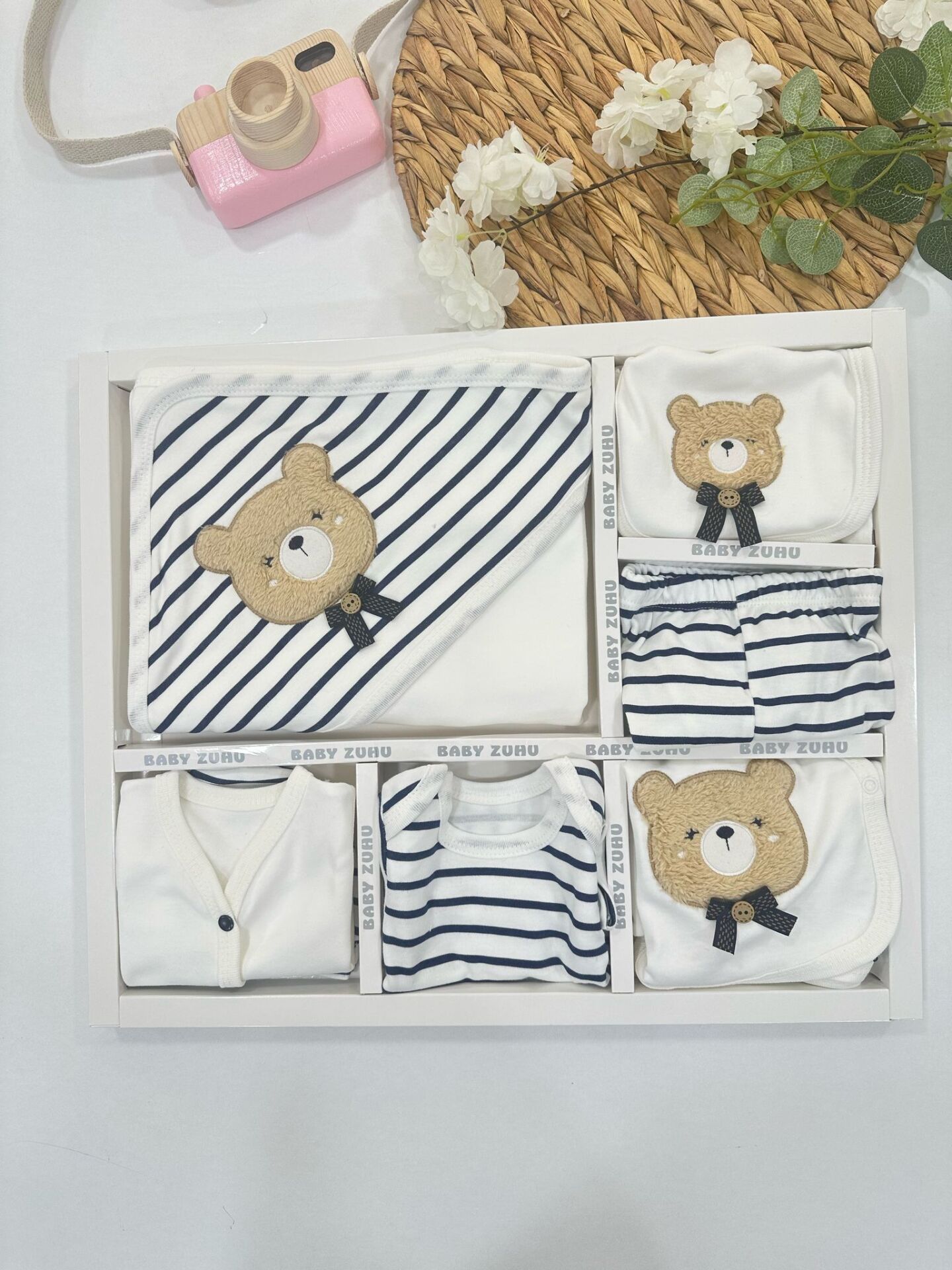 YENİDOĞAN 11 PARÇA HASTANE ÇIKIŞI