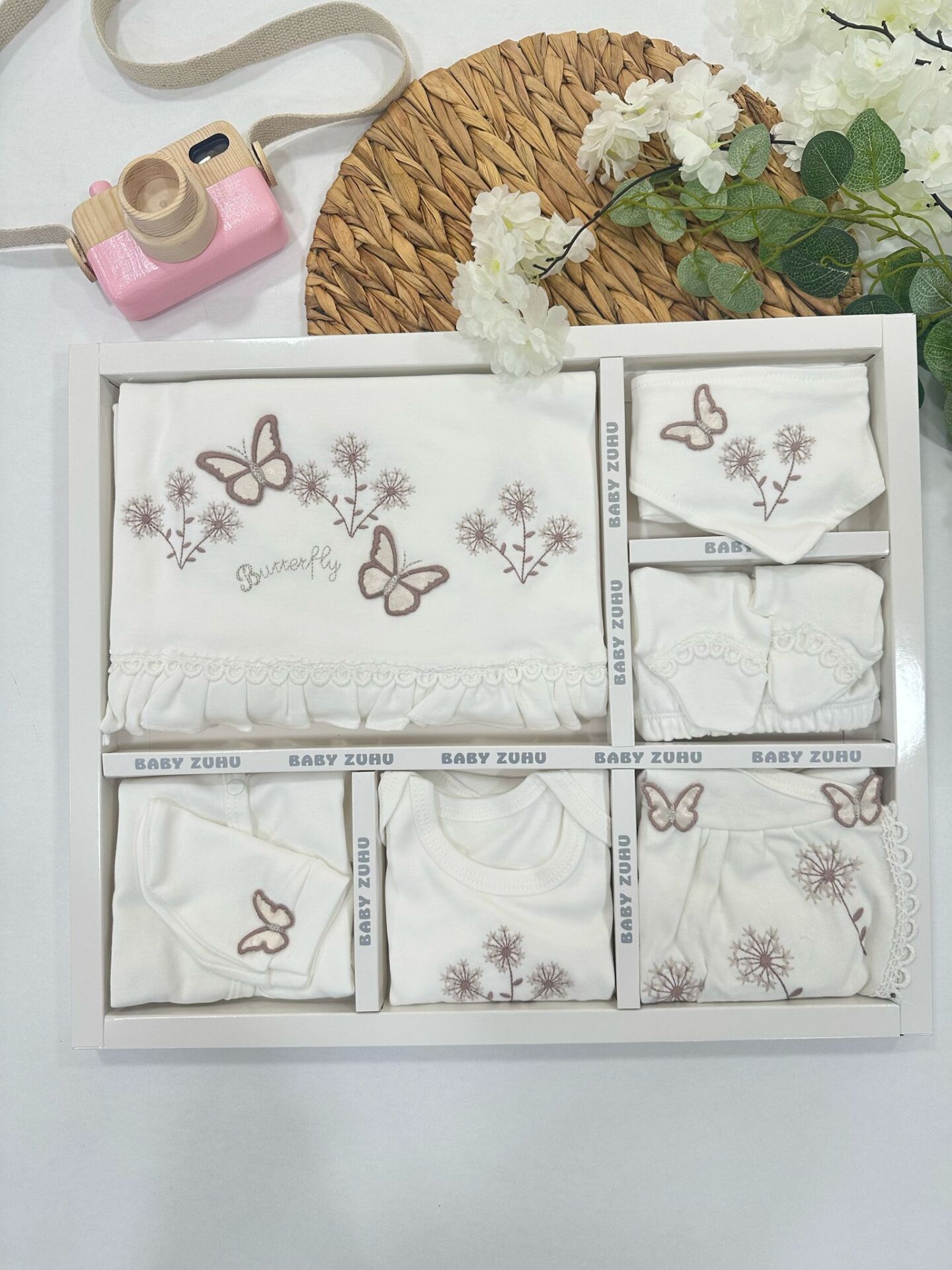 YENİDOĞAN 11 PARÇA HASTANE ÇIKIŞI